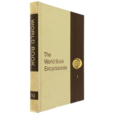 The World Book Encyclopedia Volume 10 Fiel Educational Corporation 1975
